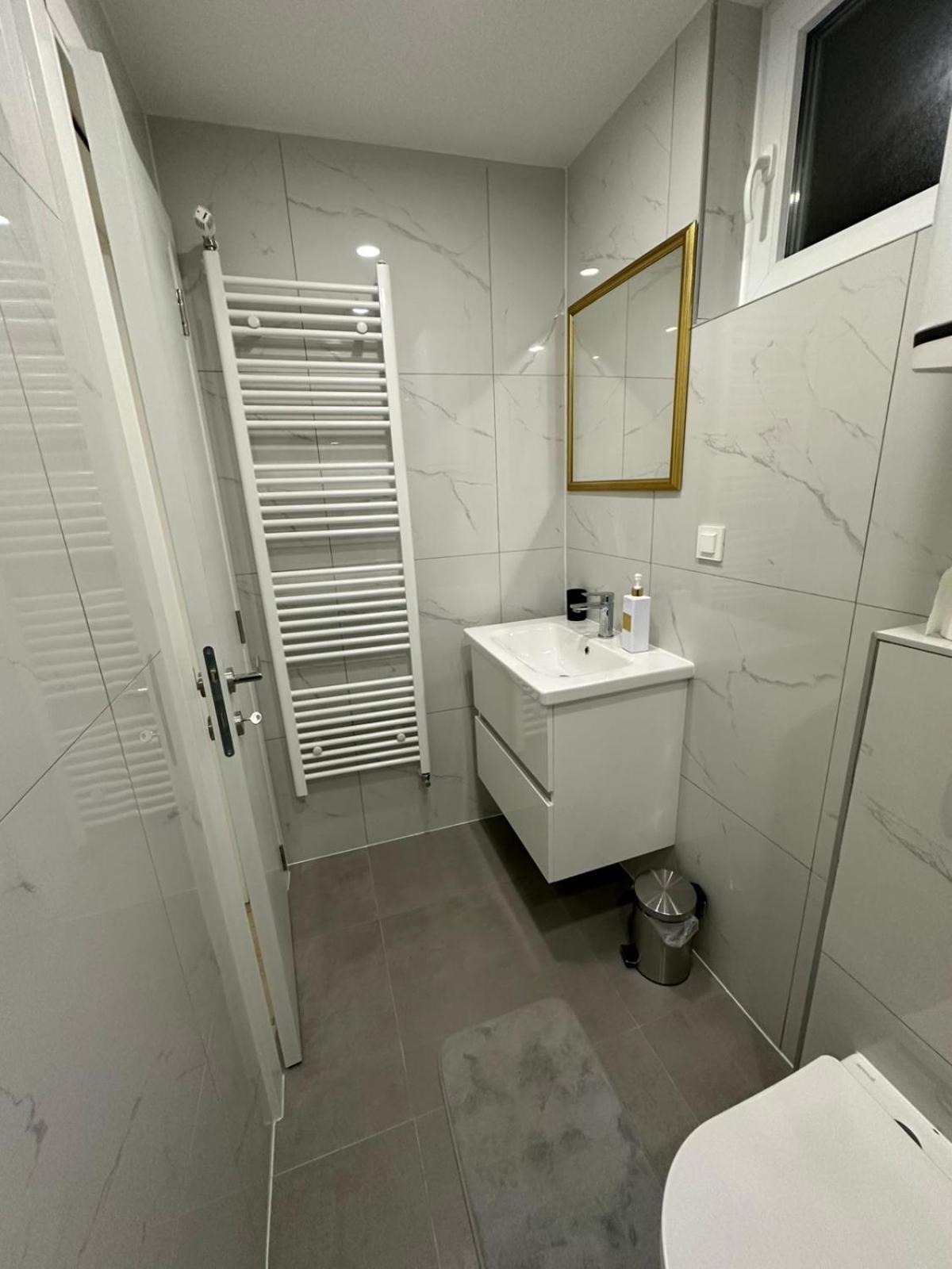 Cibalae Residence Vinkovci Exterior photo